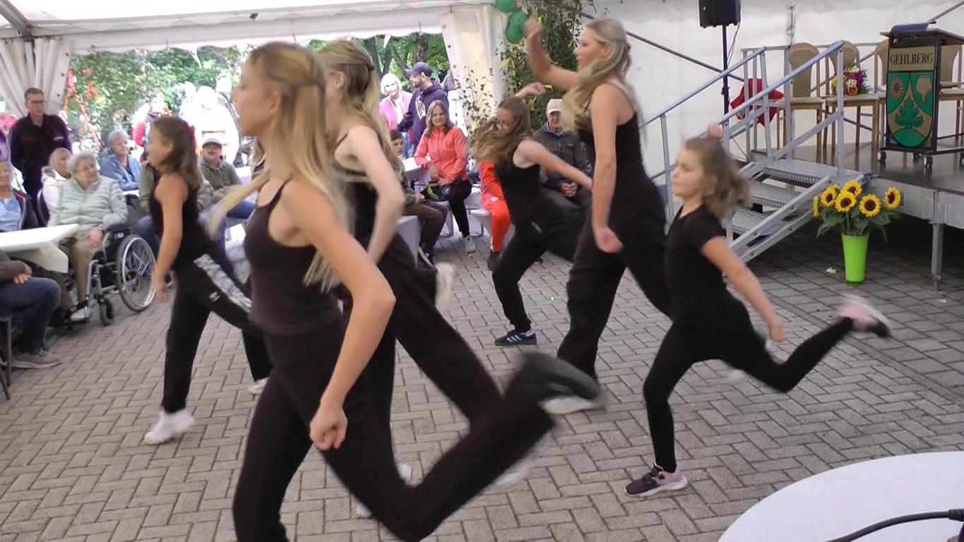Zelt 15 Tanzfasch